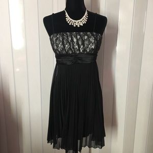 Finesse black and silver gorgeous medium dress